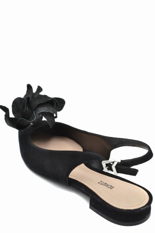 Schutz Decolleté Codice prodotto: S 20416 0022 0001 U Fornitura limitata