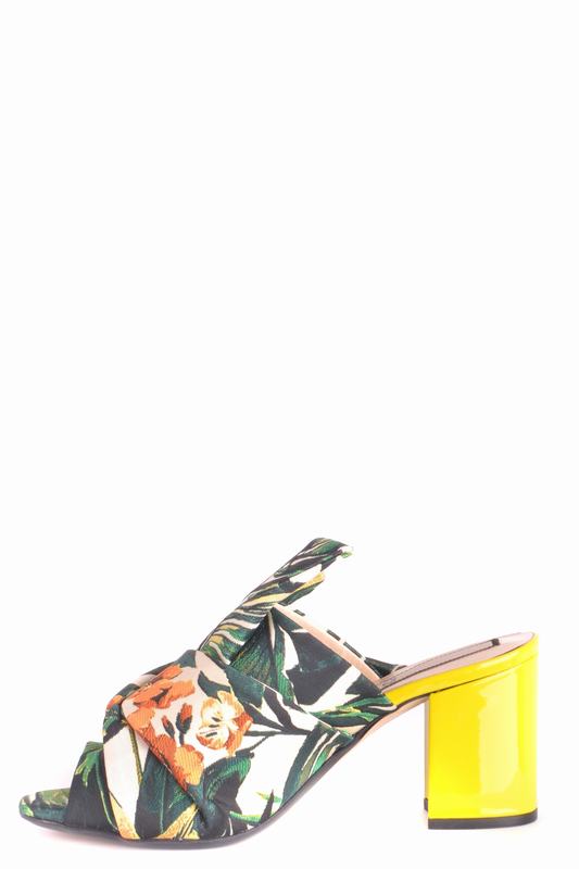 Sandali Codice prodotto: N218E8784-00100600 Nuovi prodotti