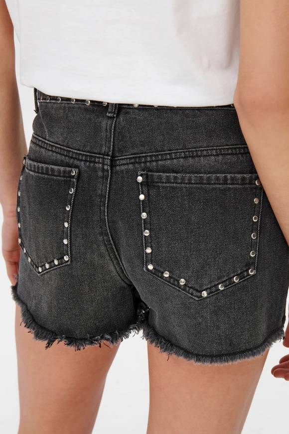 Please Jeans ONLPACY HW STUDDED DENIM SHORTS - 152 006 BLACK DENIM Promozione Limitata