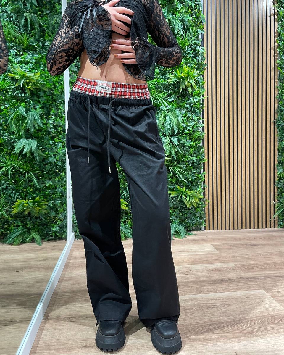 Lovely Sisters Pantalone cowboy nero Presa