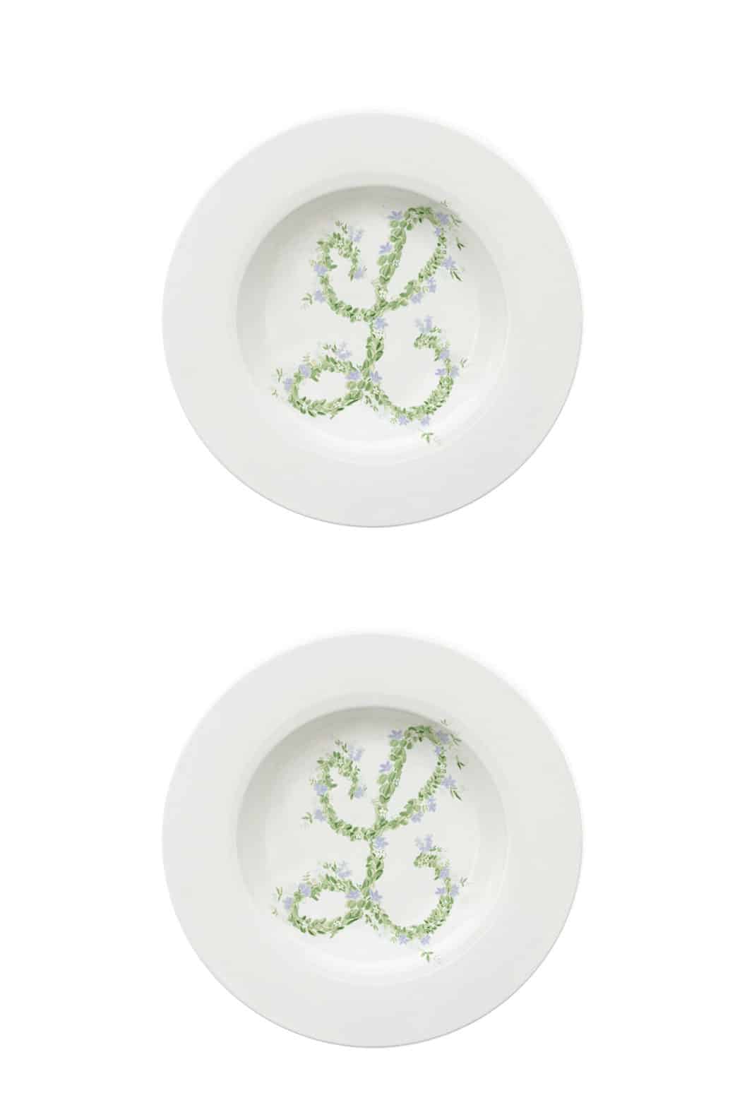 Luisa Beccaria Piatto fondo con fiori monogramma Qualità Garantita