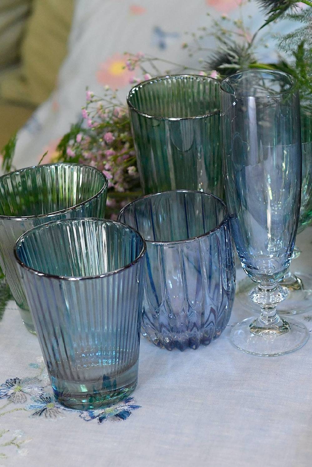 Luisa Beccaria Set Blu Di Due Bicchieri Flauto Roseo Offerta