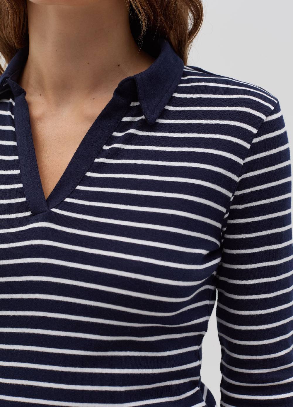 OVS T-shirt a maniche lunghe con scollo a polo Italy