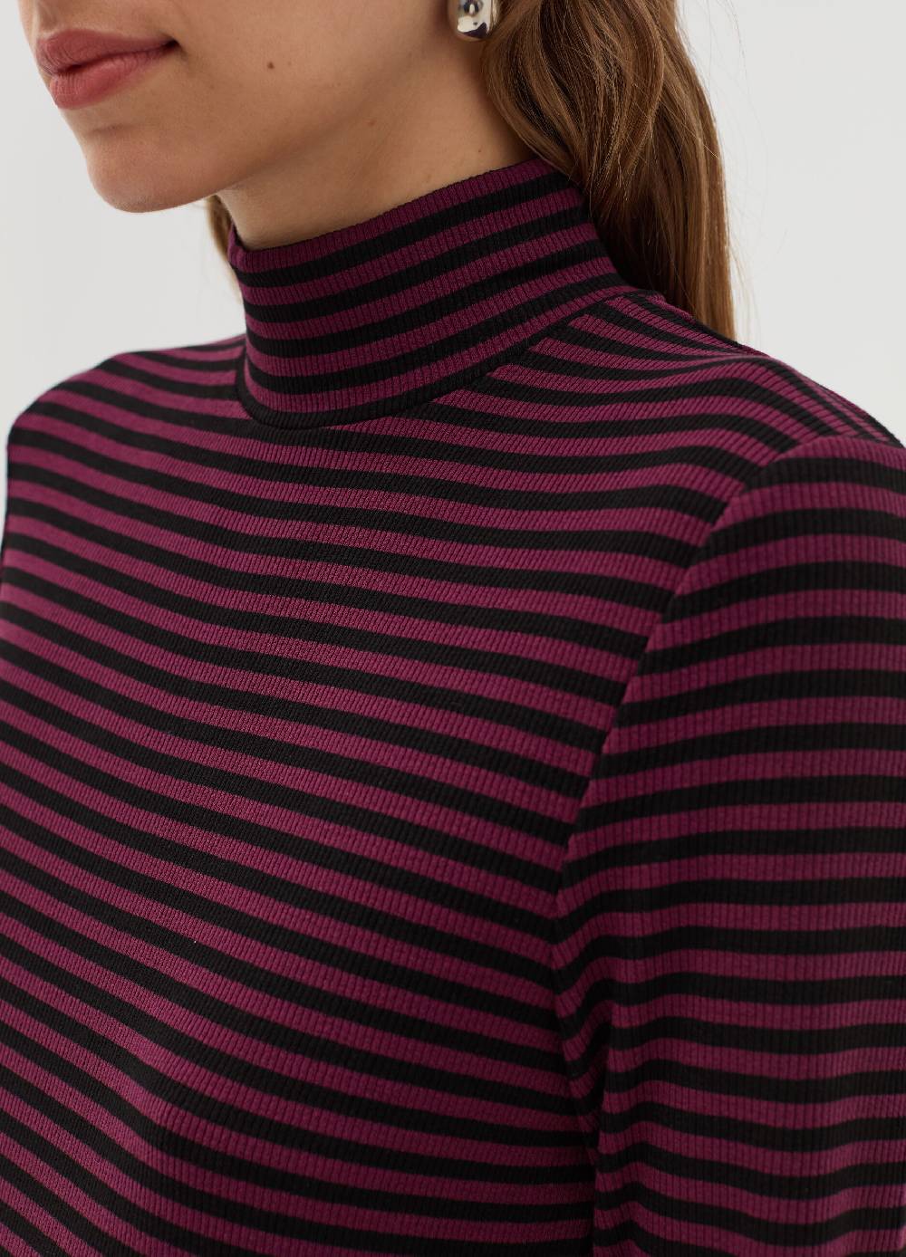 OVS T-shirt a righe mock neck Italia