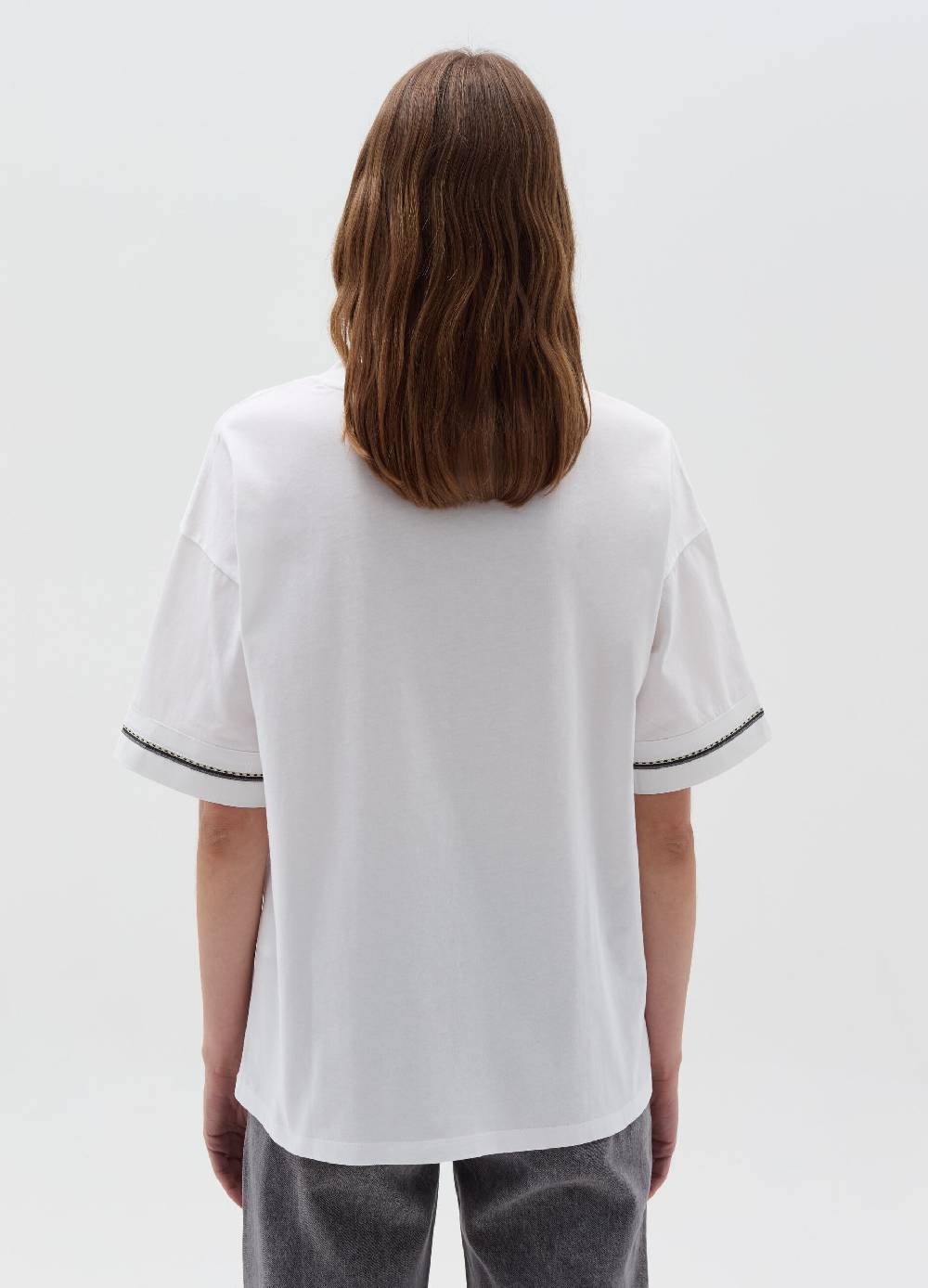 LULAH D. T-shirt over con inserti a contrasto 2025