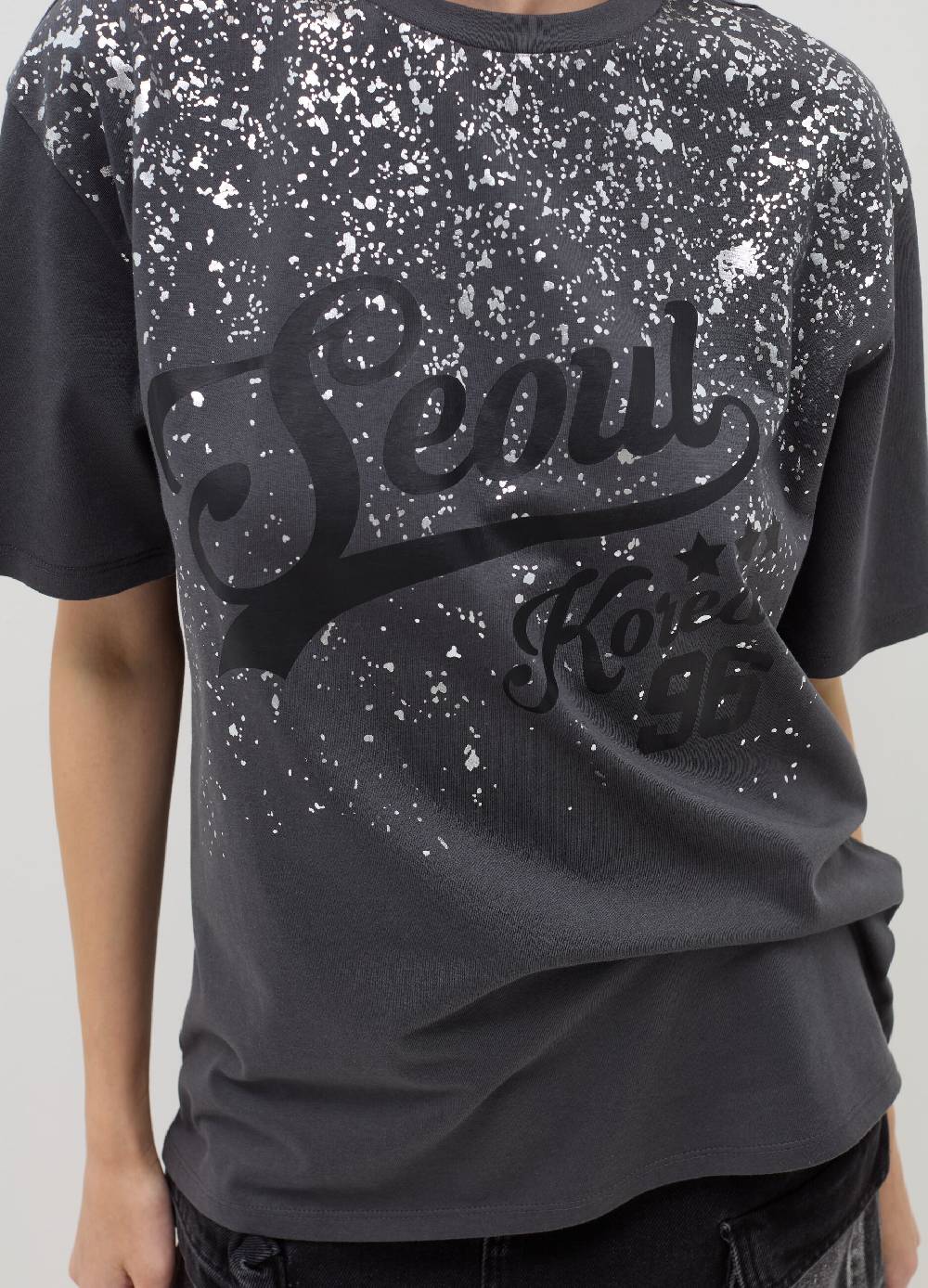 B. ANGEL T-shirt relaxed fit con stampa in foil Vendita