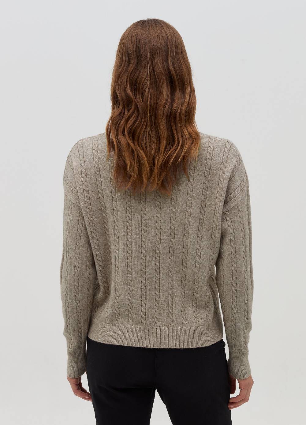 HYBRID Pullover a coste con lavorazione intrecciata Pezzi Unici