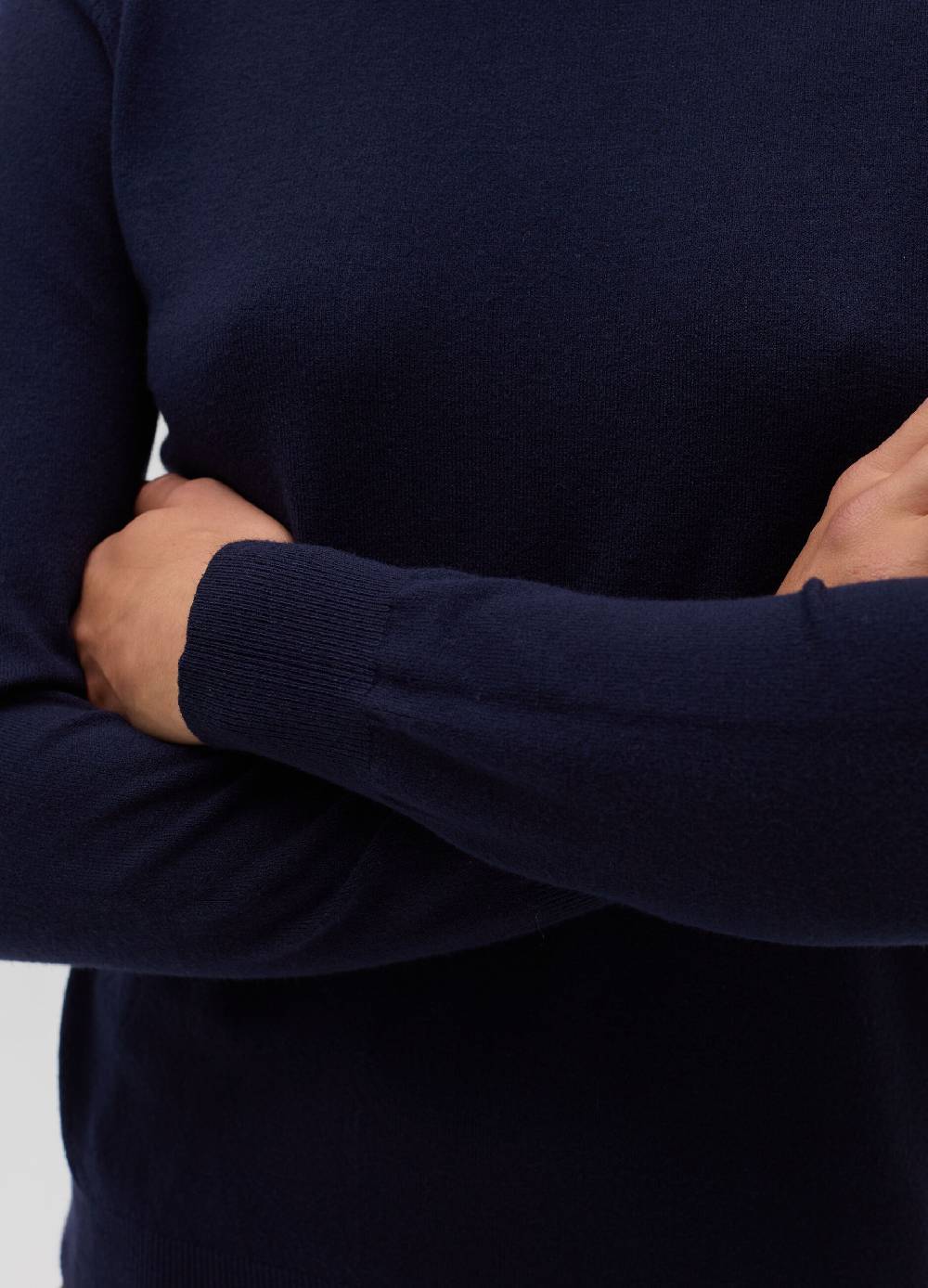 HYBRID Pullover a collo alto 2025