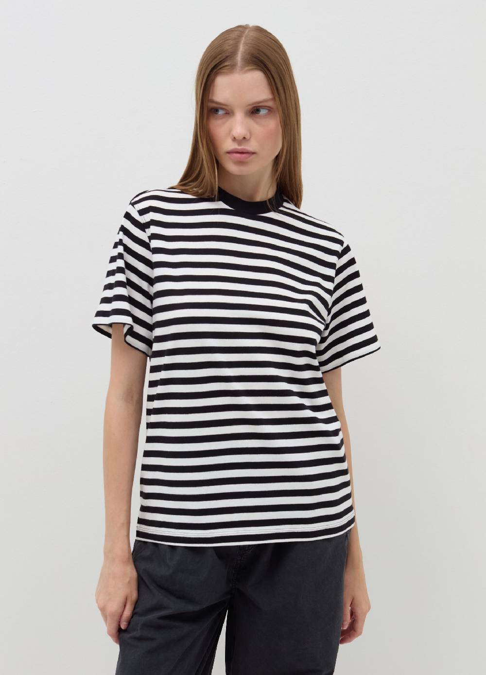B. ANGEL T-shirt relaxed fit in cotone Sottocosto