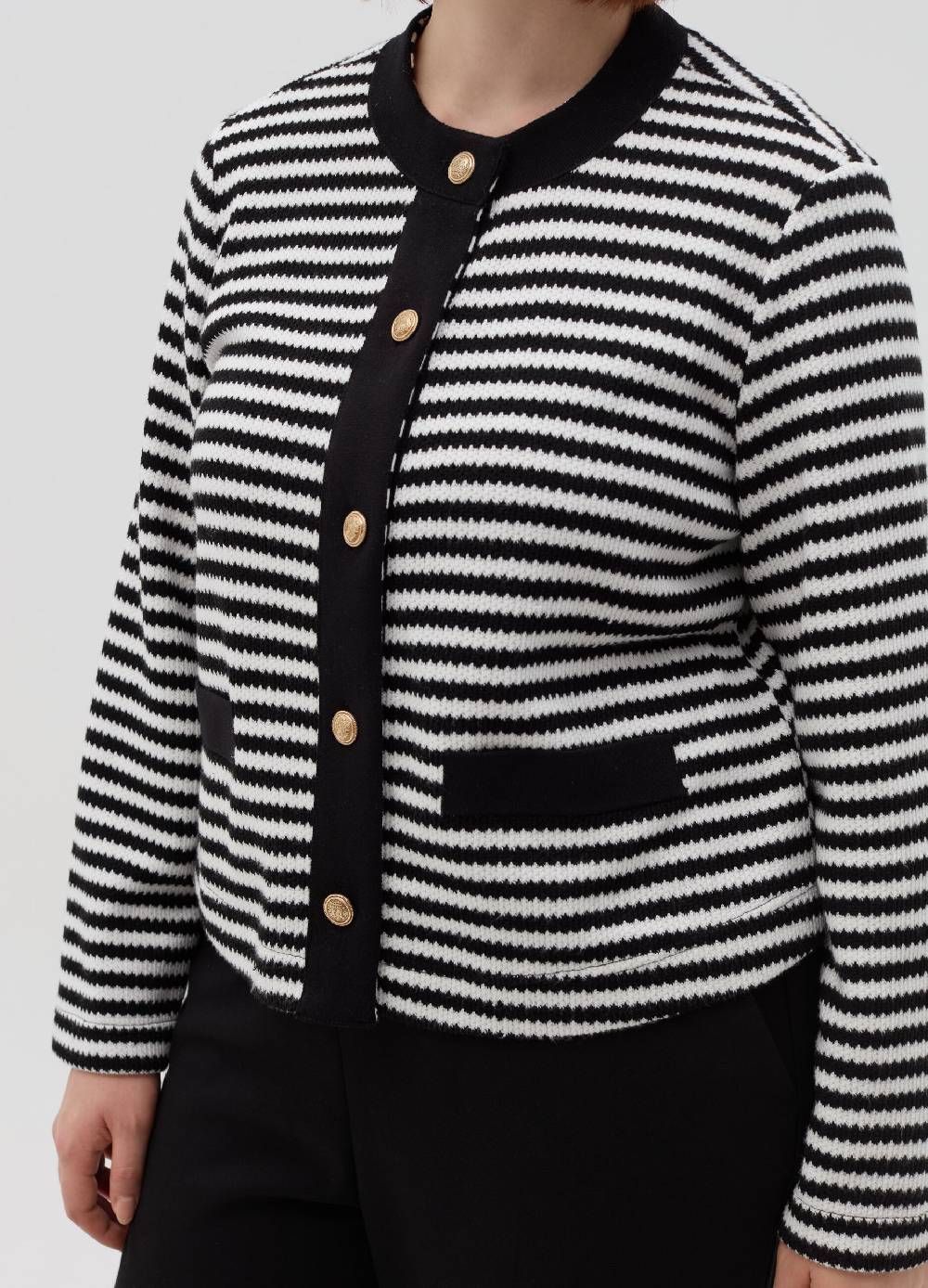 MYA Cardigan a righe con bottoni dorati Curvy In Vendita