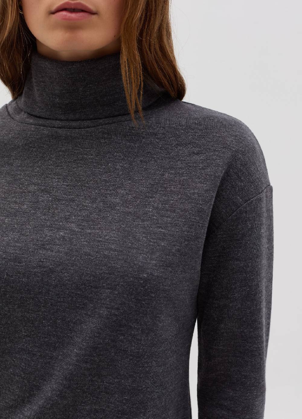 OVS T-shirt a maniche lunghe con collo alto In Saldo