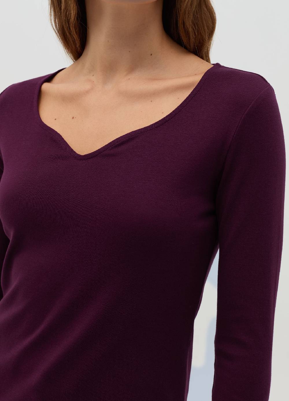 OVS T-shirt a maniche lunghe con scollo a cuore Nuova