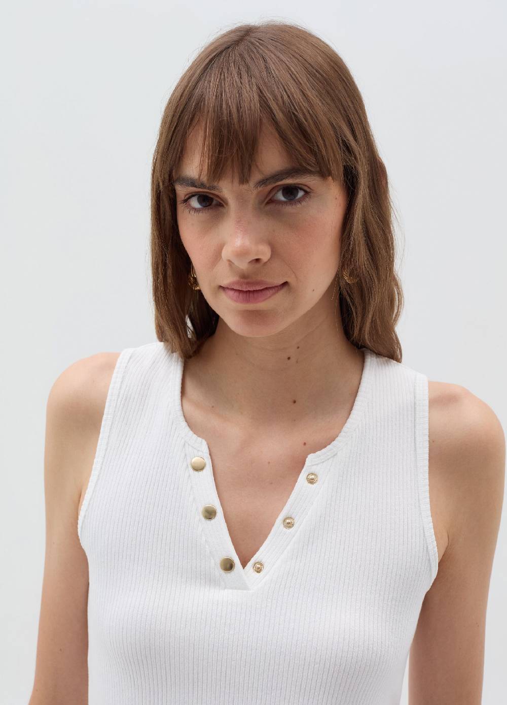 OVS Tank top scollo a V con bottoni Offerta