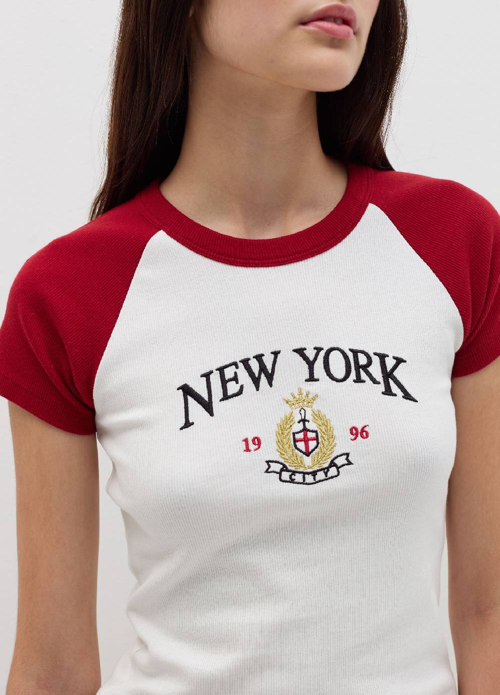 B. ANGEL T-shirt a costine con ricamo Sottocosto