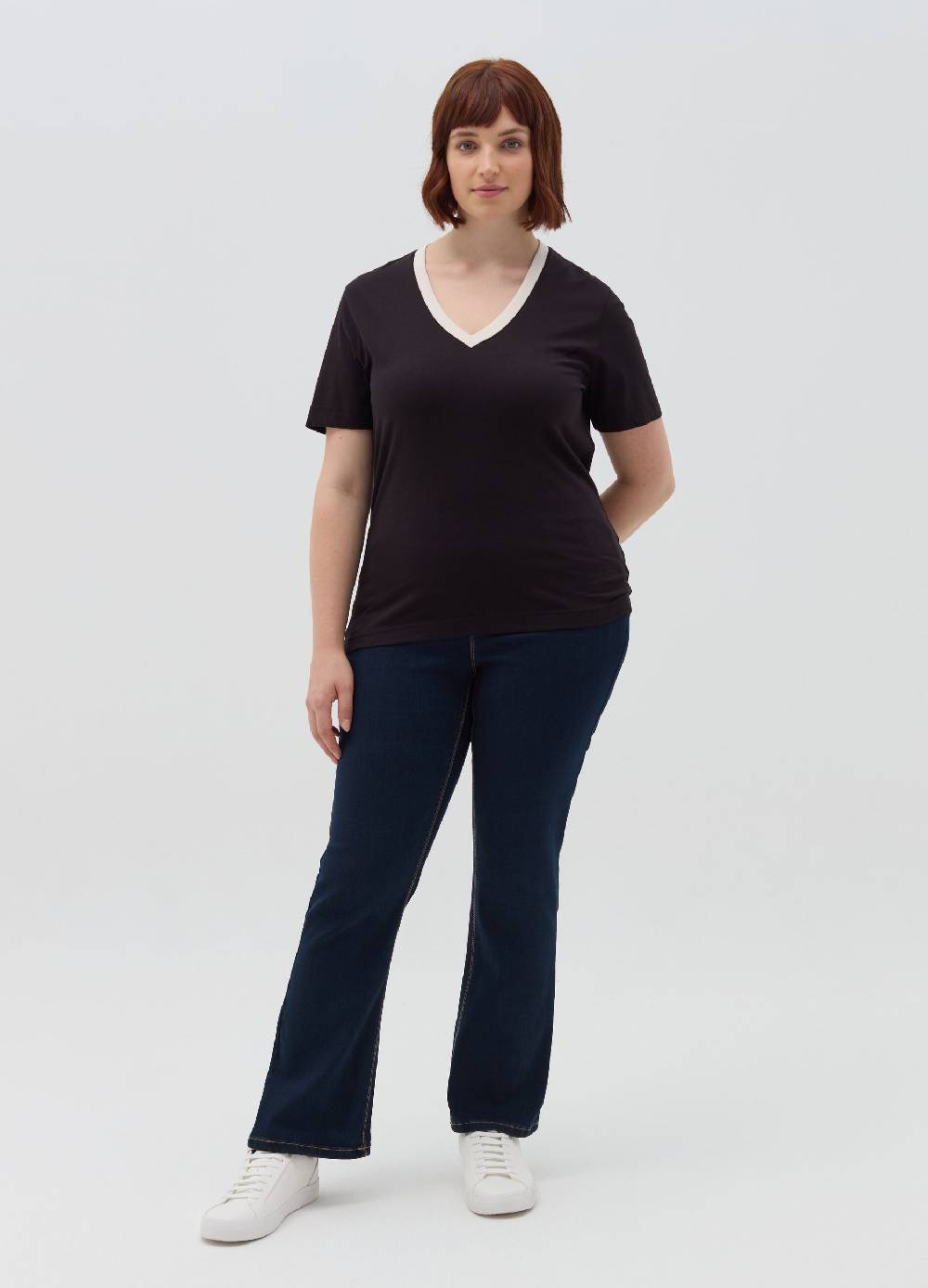 MYA T-shirt scollo a V a contrasto Curvy Sconto