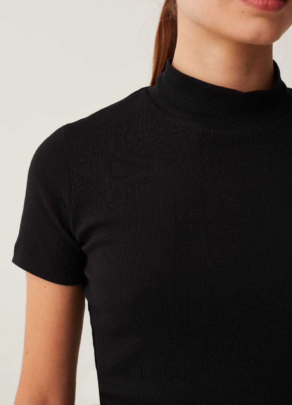 B. ANGEL T-shirt a costine sottili mock neck Saldi Di Fabbrica