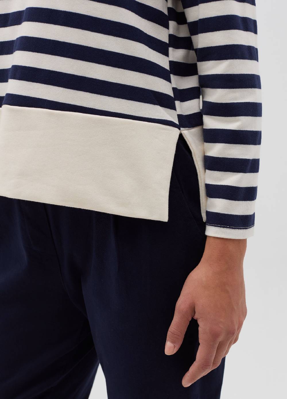 HYBRID Maglia a righe con spacchetti Vendita