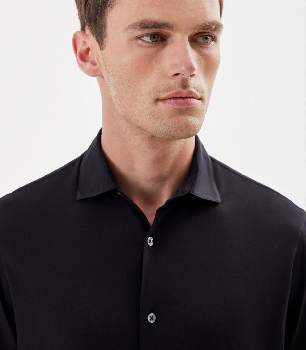 S.Moritz Camicia nera da uomo in cotone crepe | S.Moritz Sito Ufficiale Economico