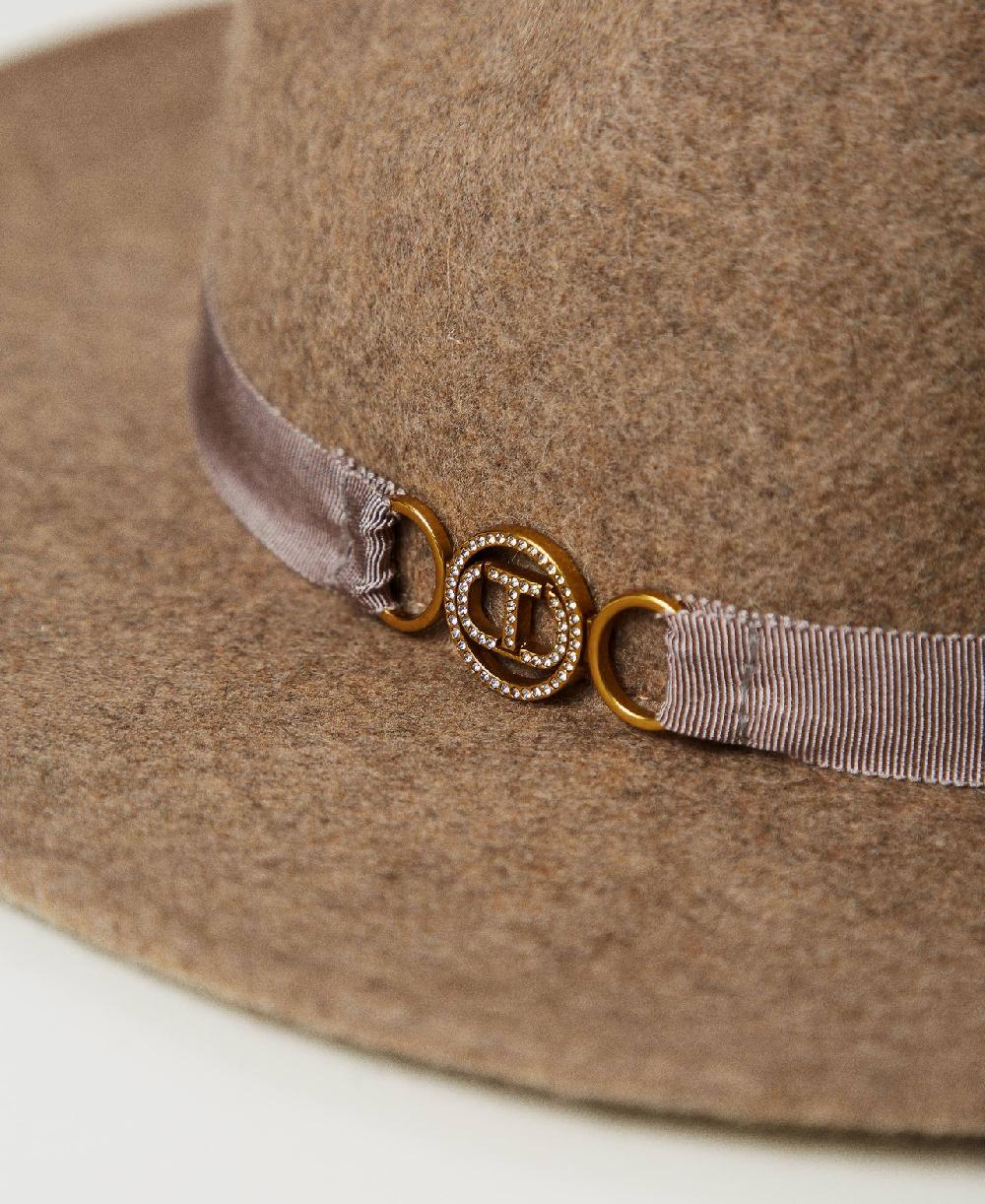 Scee by twin set Cappello in panno con Oval T Nuova