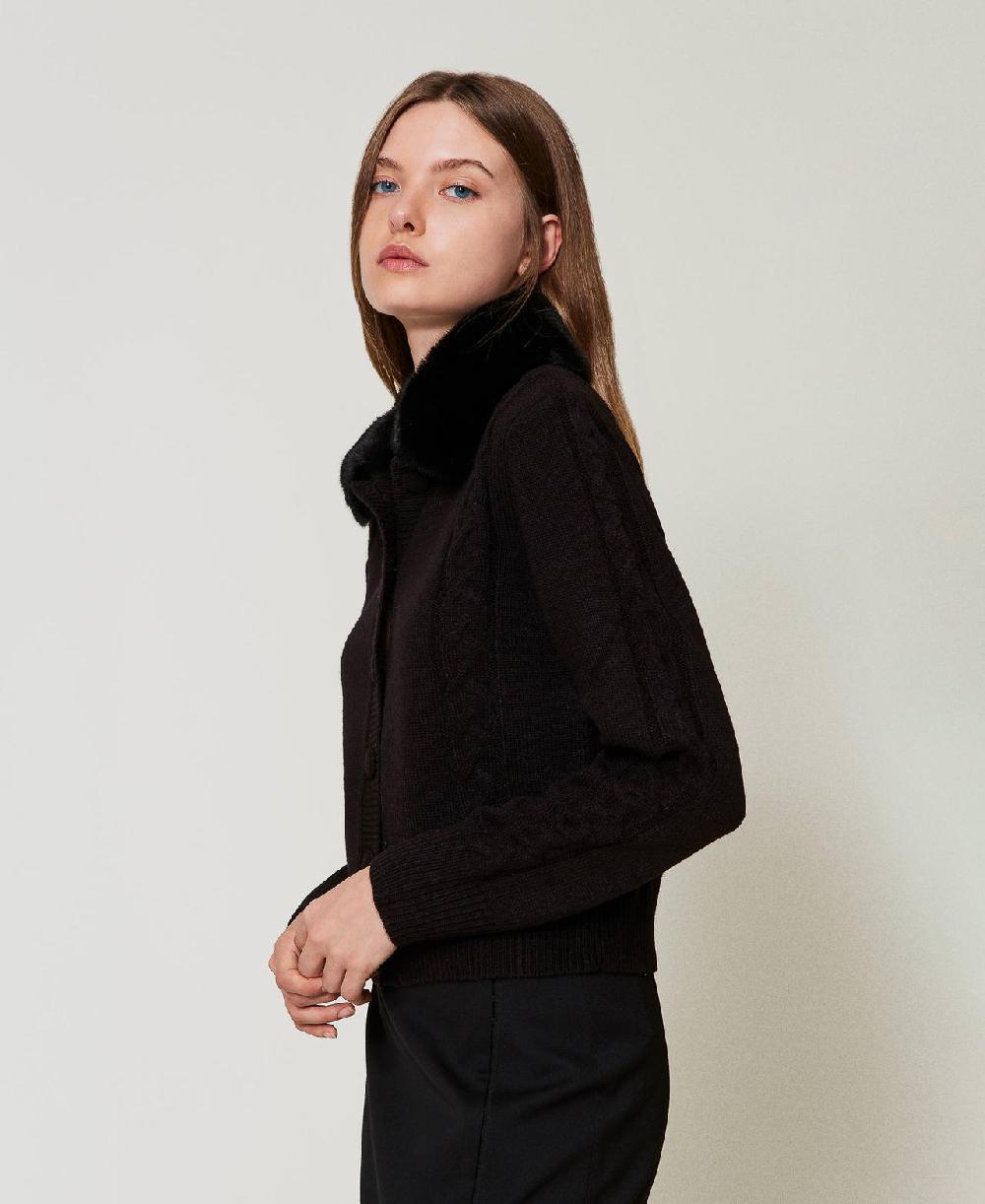 Scee by twin set Cardigan corto con collo in faux fur Moda