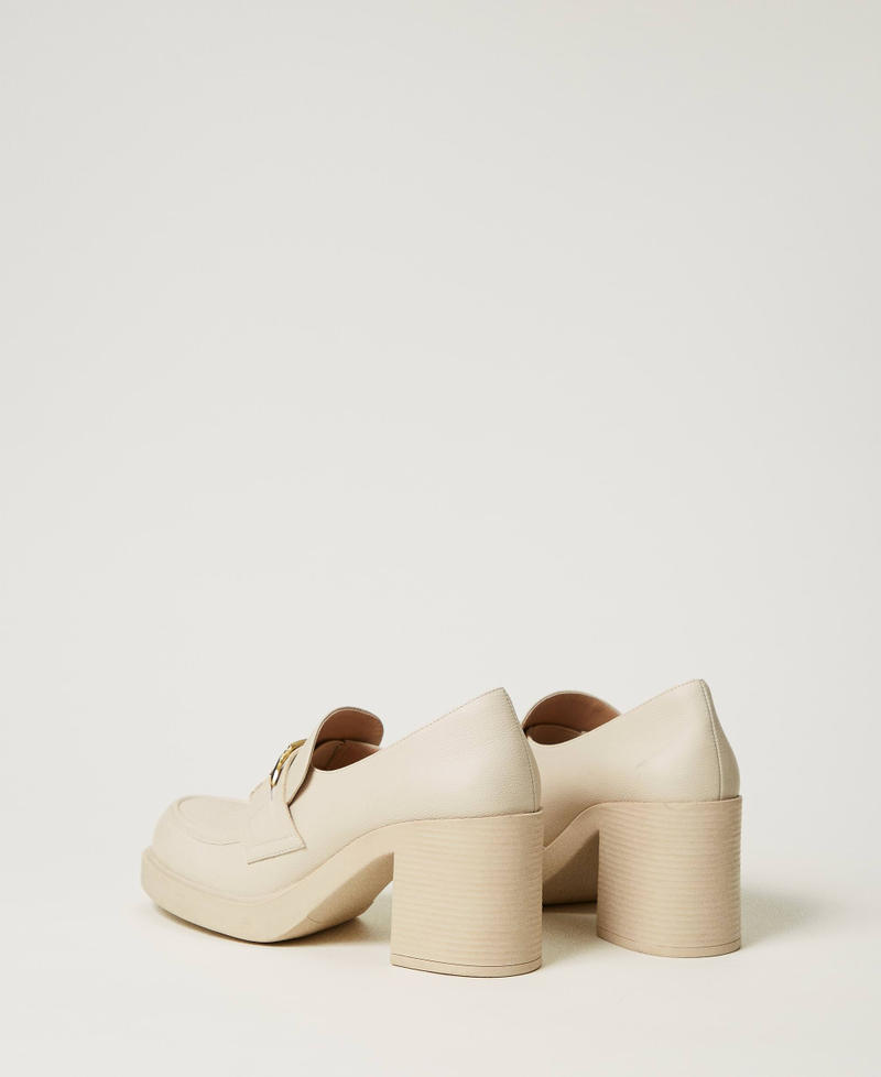Scee by twin set Mocassini alti con morsetto Oval T In Saldo