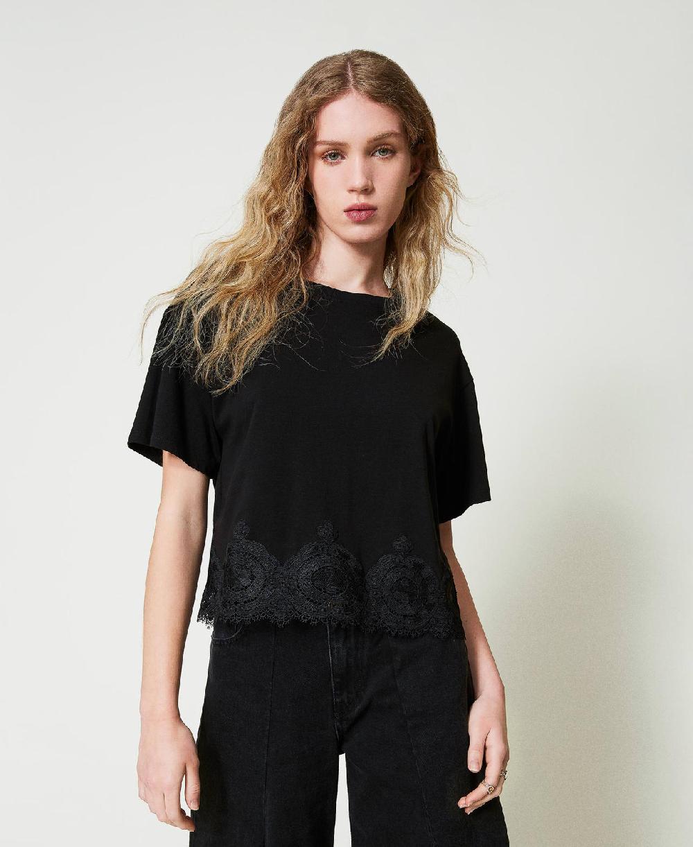 Scee by twin set T-shirt cropped con pizzo macramè Soddisfazione Garantita