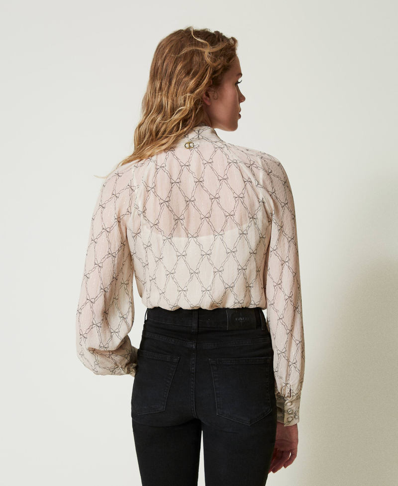 Scee by twin set Camicia in creponne con stampa fiocchi Novità