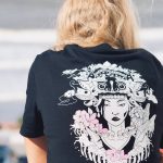 Sort of looser UNISEX T-shirt BARONG_Black Rose #baliinspired Offerta