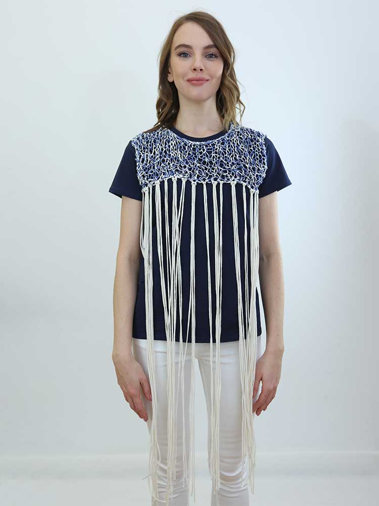 Tricot à Porter T-SHIRT CON APPLICAZIONE A RETE E FRANGE Spedizione Gratuita