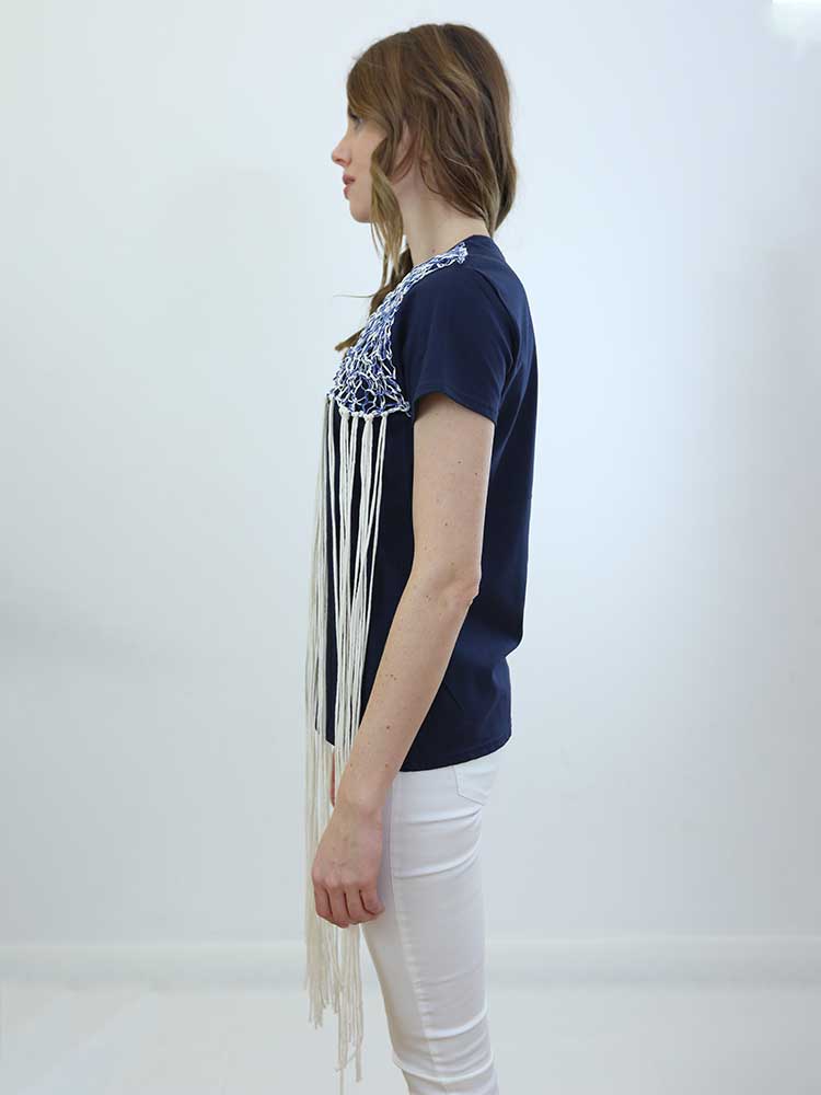 Tricot à Porter T-SHIRT CON APPLICAZIONE A RETE E FRANGE Spedizione Gratuita