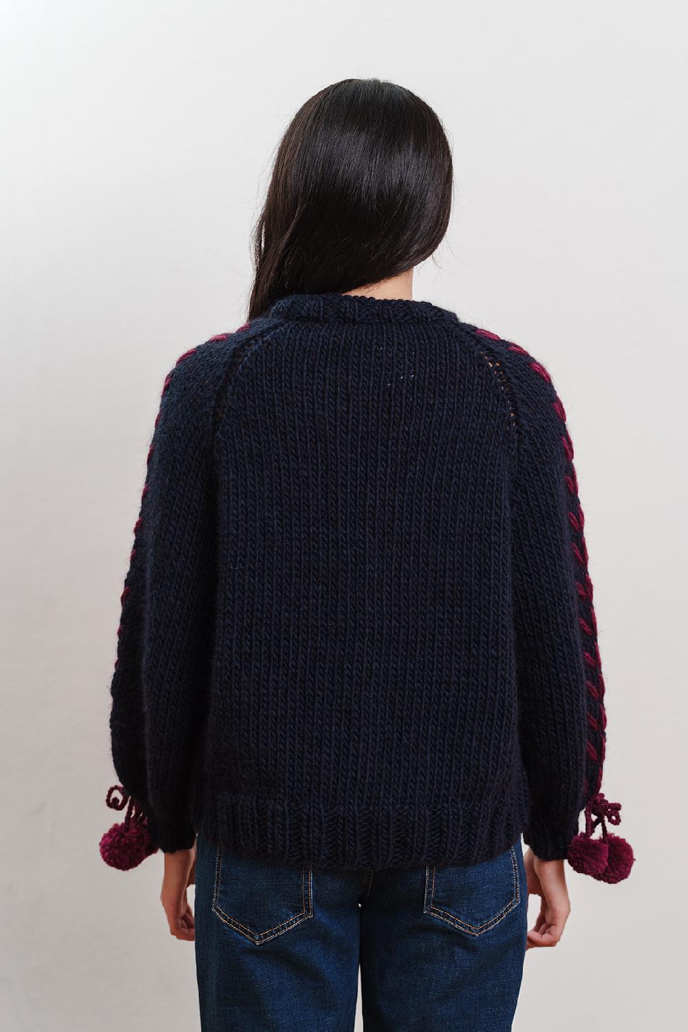 Tricot à Porter Maglia giro collo manica con ricami in costa e pp ai polsi Prezzo Ridotto
