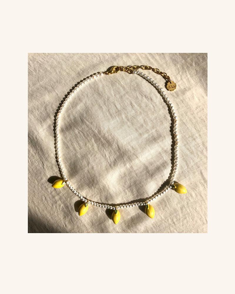 Y'am Capri Pearl necklace with pendants lemons Qualità