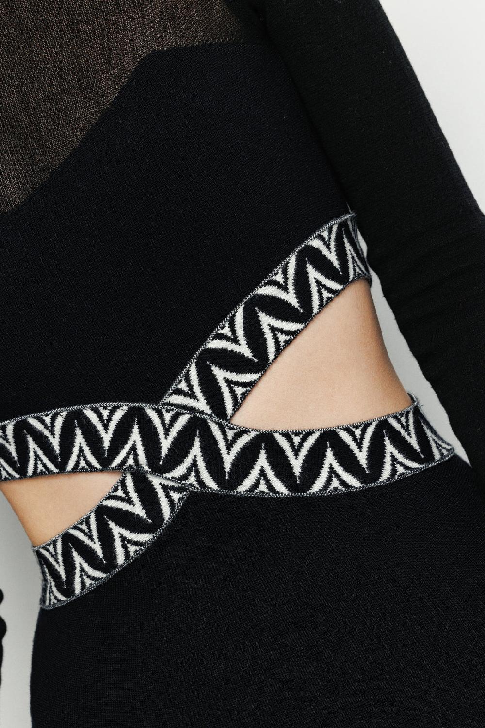 Akep ABITO CORTO AKEP A RUOTA CON CUT OUT IN JACQUARD Nuovo