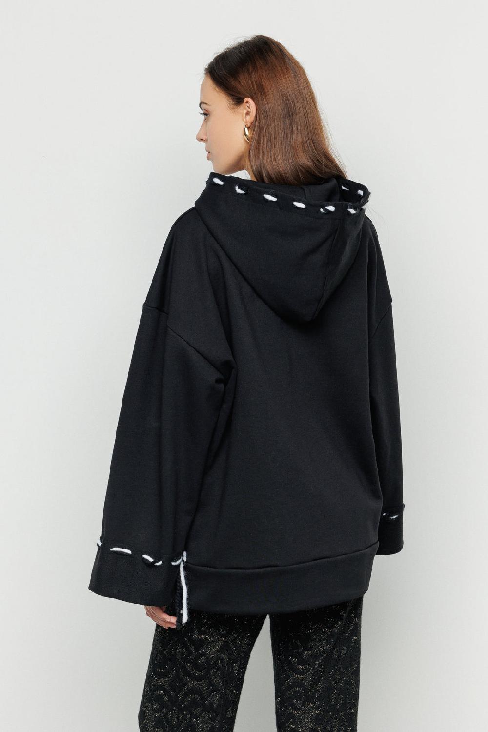 Akep FELPA AKEP CON CAPPUCCIO CON TASCA IN MAGLIA JACQUARD SUL DAVANTI Negozi Online
