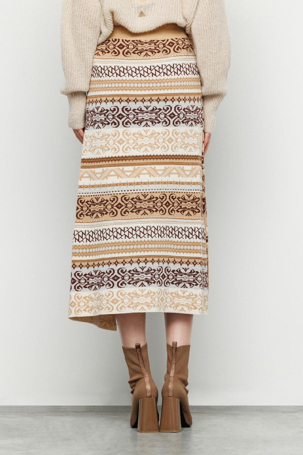 Akep GONNA LUNGA AKEP A PORTAFOGLIO IN LANA MERINOS JACQUARD Sconto