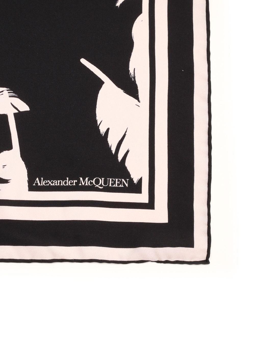 Al Duca D'Aosta Alexander Mcqueen Foulard in seta Duty-free