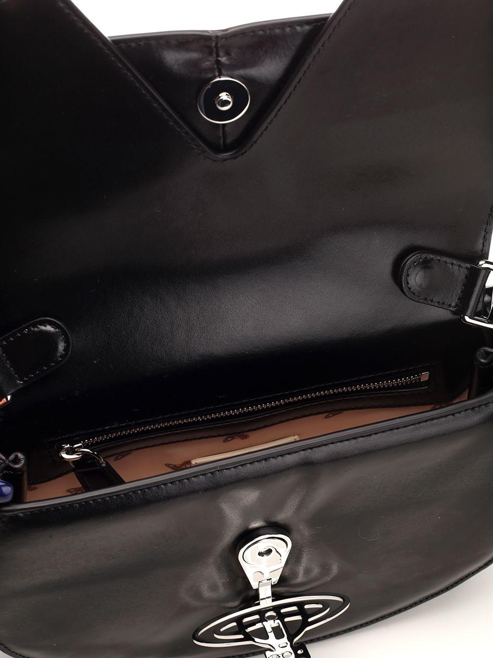 Al Duca D'Aosta Vivienne Westwood Borsa a spalla "Sadie" Offerta San Valentino