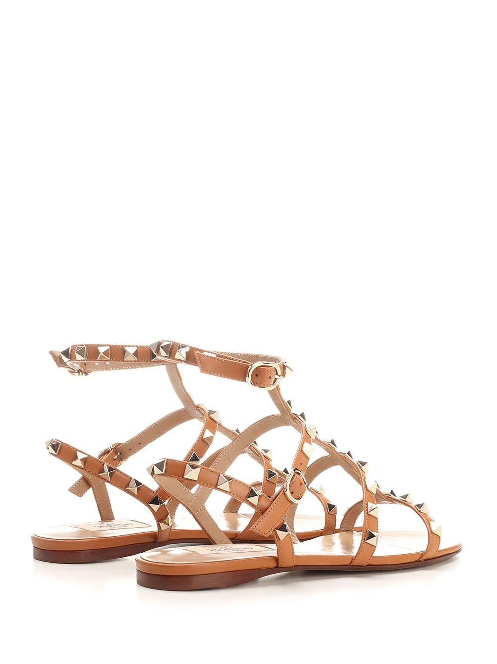 Al Duca D'Aosta Valentino Garavani Sandali alla schiava "Rockstud" Offerta Anniversario
