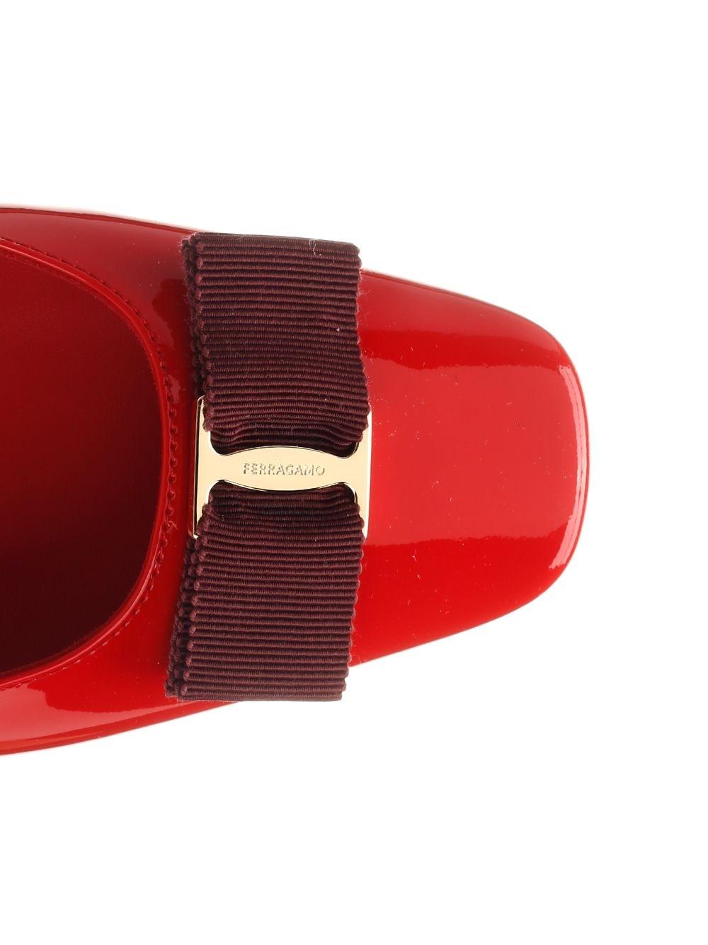 Al Duca D'Aosta Ferragamo Slingback fiocco "Vara" Fino al 55% di sconto