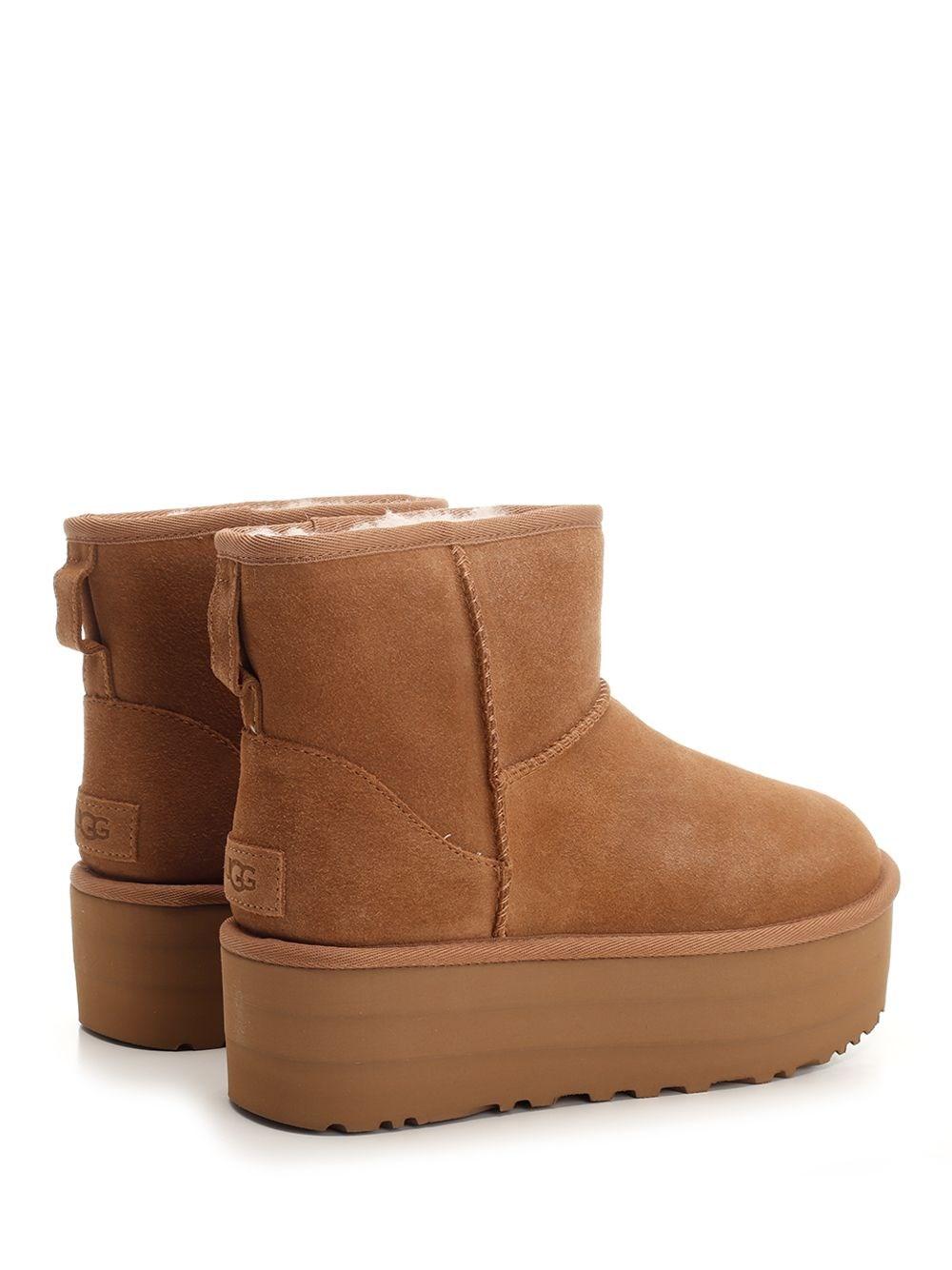Al Duca D'Aosta Ugg Stivaletti "Classic Mini Platform" Nuovi prodotti
