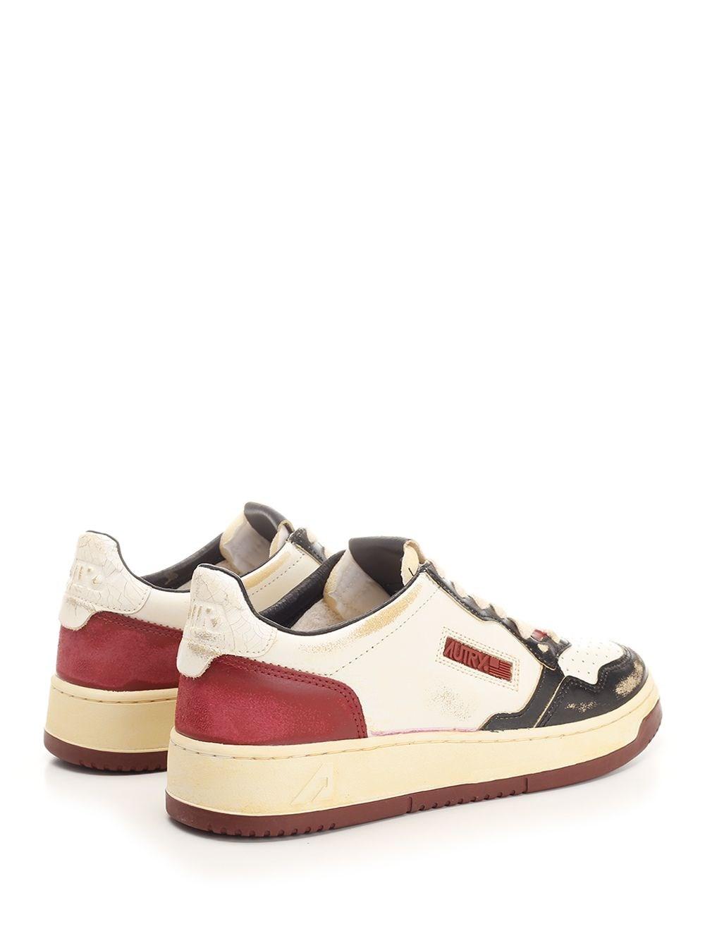 Al Duca D'Aosta Autry Sneaker "Medalist Low Super Vintage" Ultimo giorno