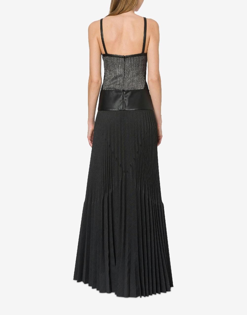 Alberta Ferretti Abito lungo con pizzo e plissé Italy