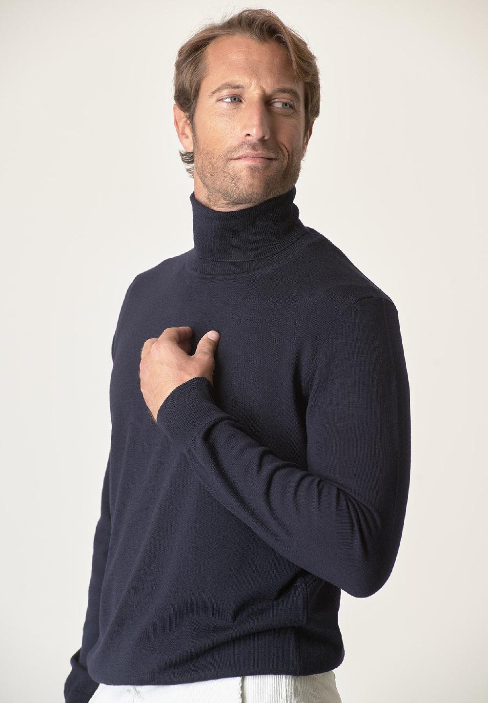 Angelico Dolcevita blu lana merinos extrafine Saldi Di Fabbrica