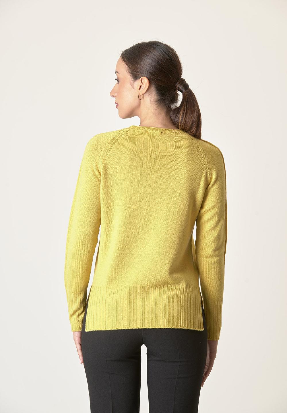 Angelico Girocollo giallo lana merinos con spacchi 50% di sconto con spedizione gratuita