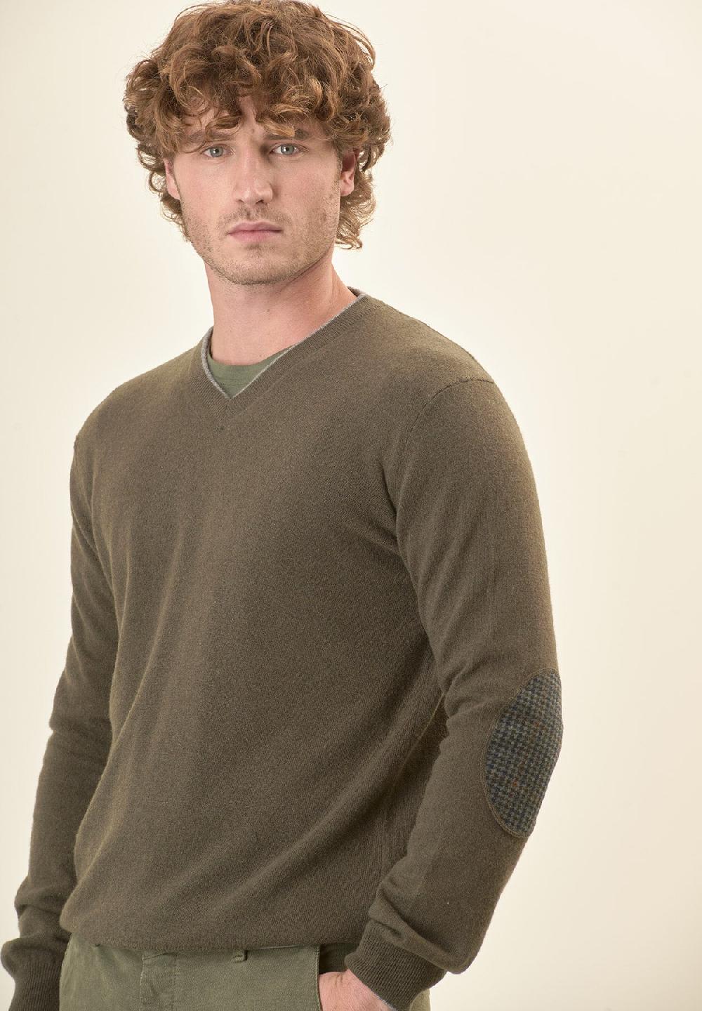 Angelico Scollo V verde militare toppe Presa